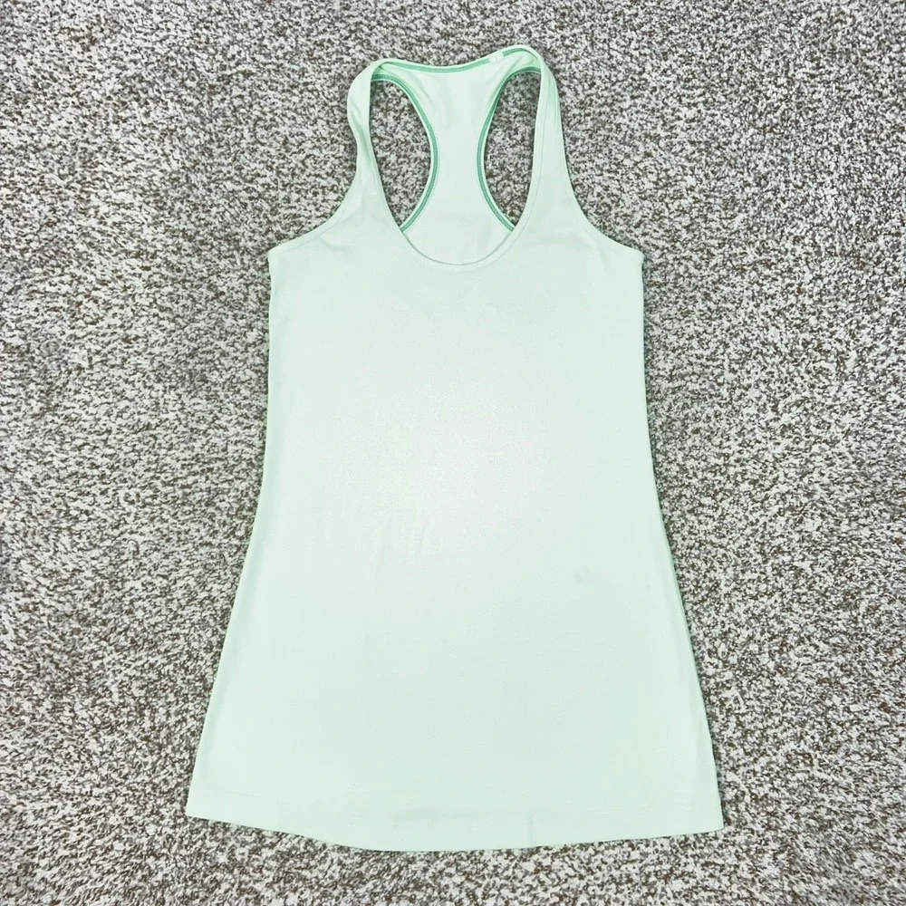 Lululemon Tank Top Womens Small Green Scoop Neck Racerback Yoga Gym Workout Logo